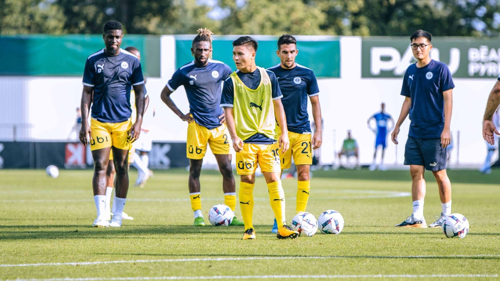 临着激烈的 临着激烈的